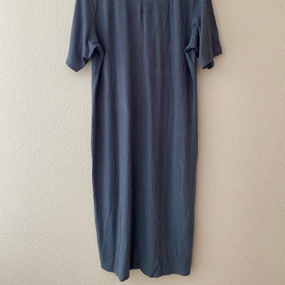 Universal Standard Dress - Picture 6 of 6